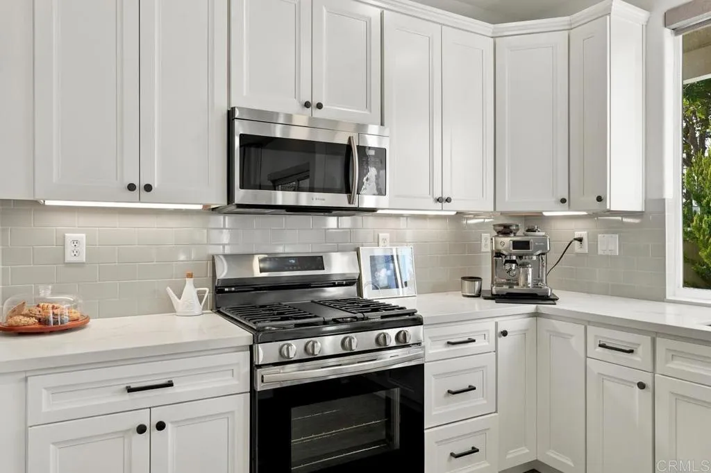 https://cdn.realtyfeed.com/cdn/127/307089048/1e1a95580826b5ee36fc83864ff1e6b9.webp