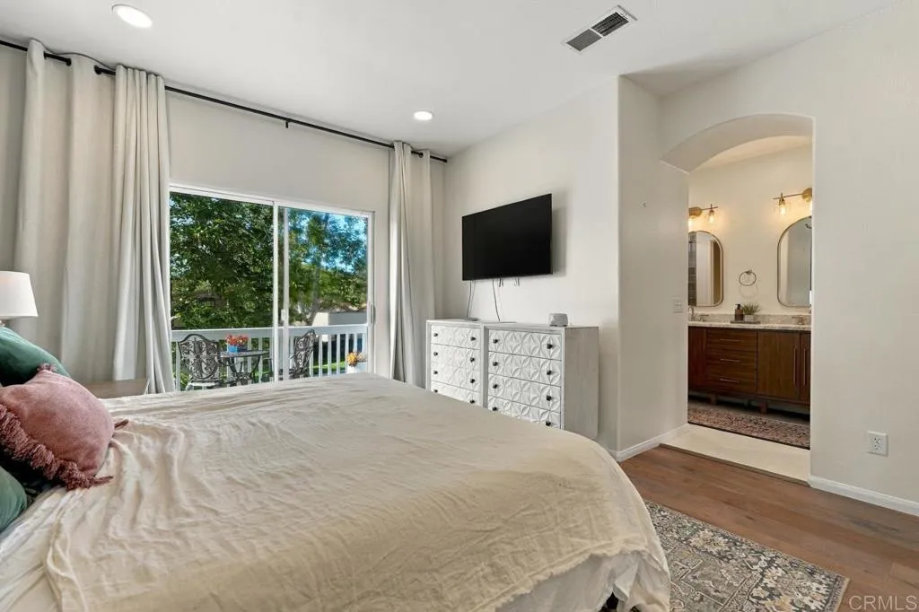 https://cdn.realtyfeed.com/cdn/127/307089048/258d6d980e0a08e0bf3c8d56c176aa32.webp