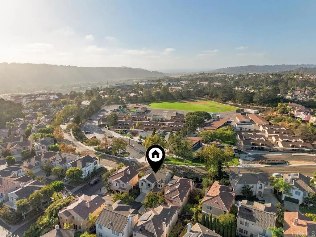 https://cdn.realtyfeed.com/cdn/127/307089048/2d211bfbfebac678a705a18100523a49.webp