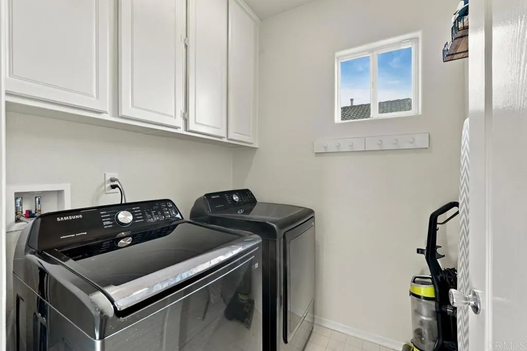 https://cdn.realtyfeed.com/cdn/127/307089048/7027d6ca128976dcf6ee1d5fd3f98bae.webp