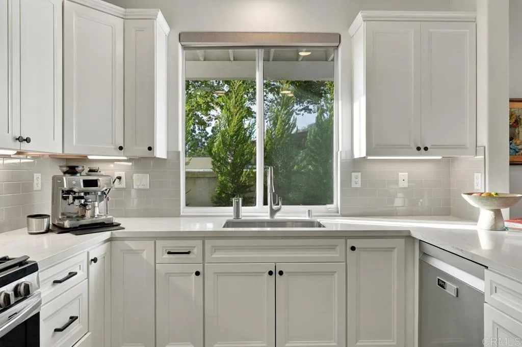 https://cdn.realtyfeed.com/cdn/127/307089048/9d0fb5e1daf58a48b2d60e20d1afb203.webp