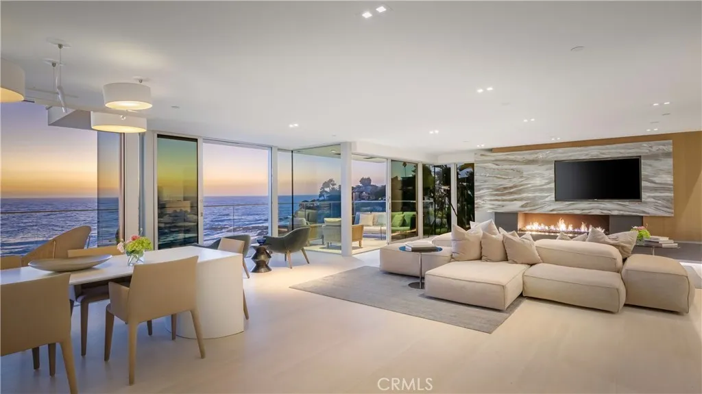 Laguna Beach, CA 92651