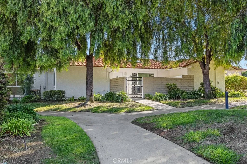 Laguna Woods, CA 92637