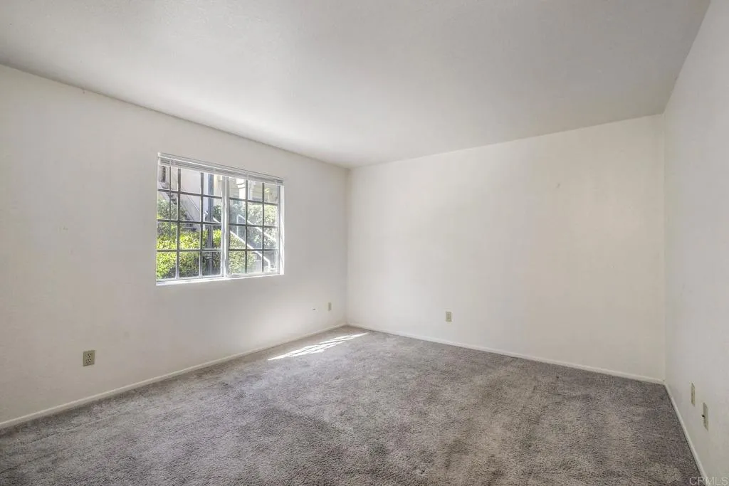 https://cdn.realtyfeed.com/cdn/127/307089105/0194c9eda99f65bc0a3f90de2833f716.webp