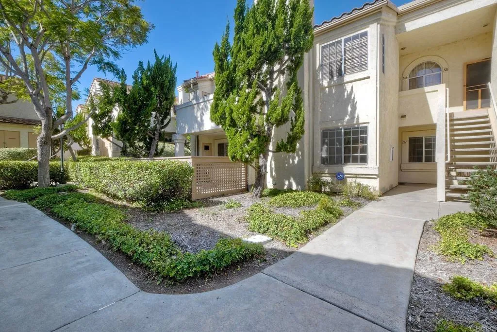 https://cdn.realtyfeed.com/cdn/127/307089105/c106c4def548e03077b3e07a39979817.webp