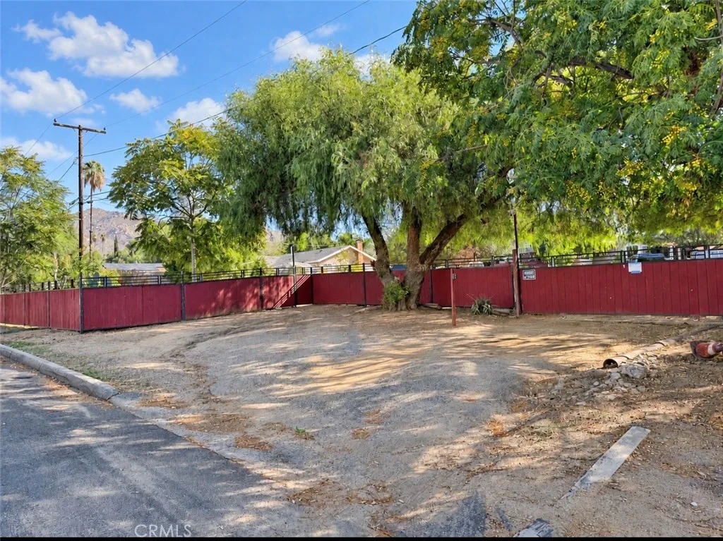 Moreno Valley, CA 92557