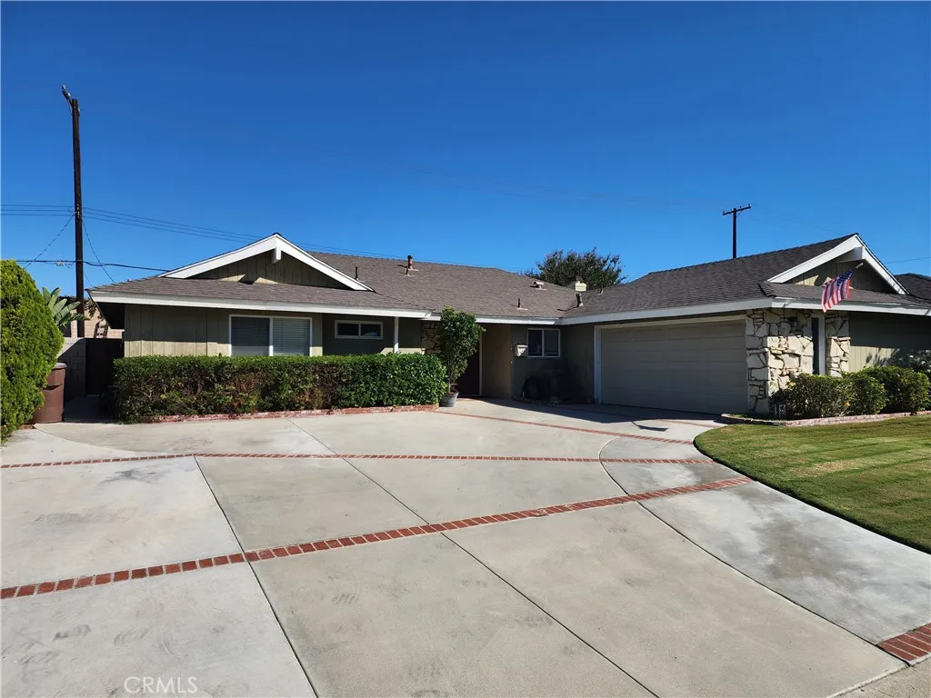 Anaheim Hills, CA 92807