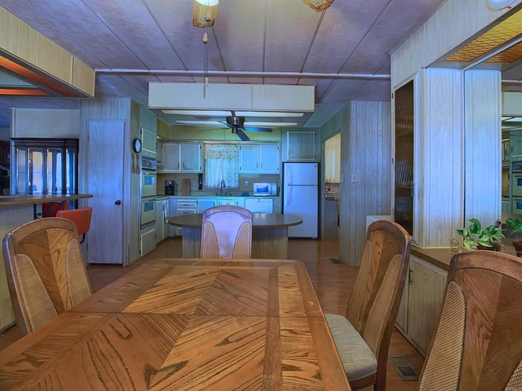 https://cdn.realtyfeed.com/cdn/127/307089249/456f402db9d1d7536ae274bfa35521e2.webp