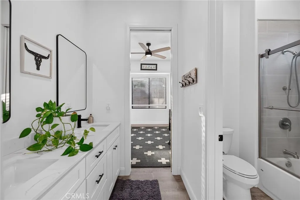 https://cdn.realtyfeed.com/cdn/127/307089251/c0d7d161105ebaf904db7aedbb37ac42.webp