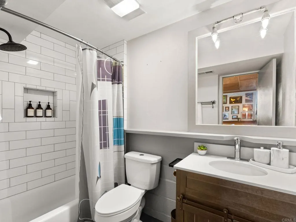 https://cdn.realtyfeed.com/cdn/127/307089311/2ebb164609cbe59843be53efdd596780.webp