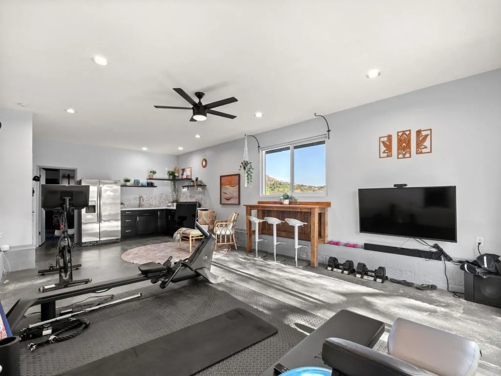 https://cdn.realtyfeed.com/cdn/127/307089311/309a24c1818237d5f22e726ca6c99f14.webp