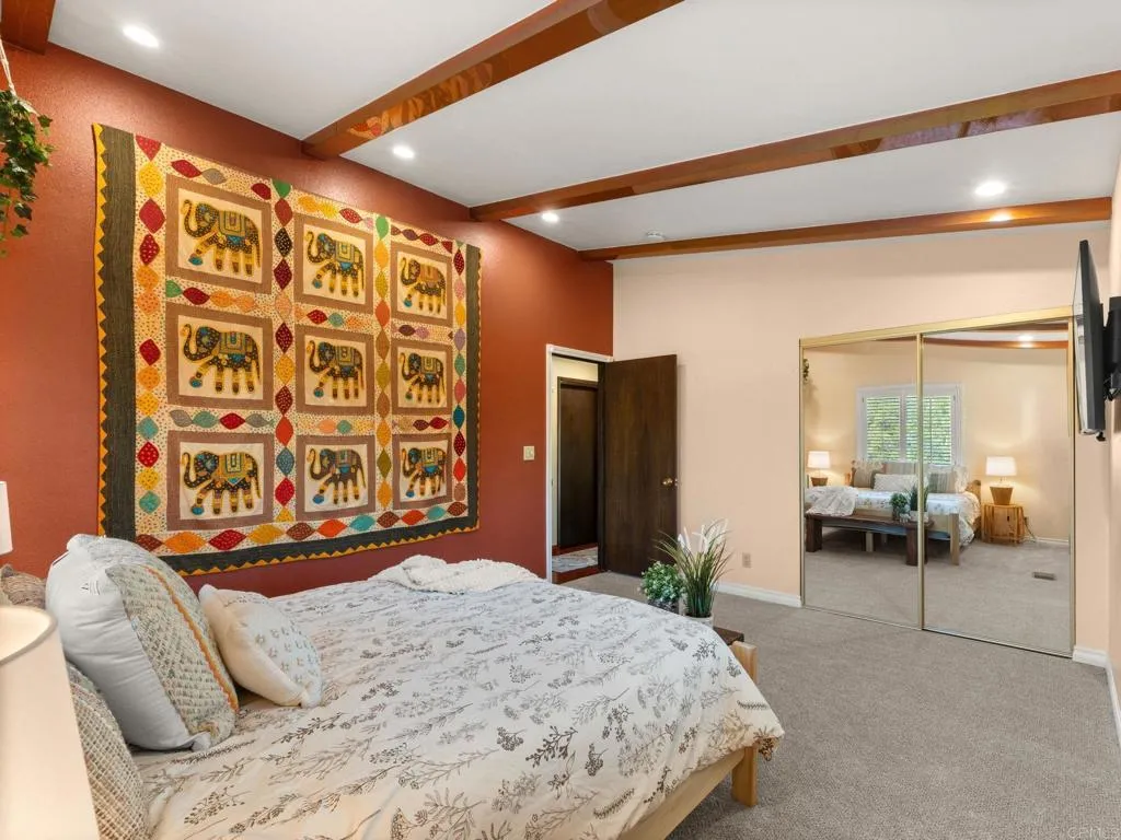 https://cdn.realtyfeed.com/cdn/127/307089311/382bdd0a742159664461798f813eef55.webp