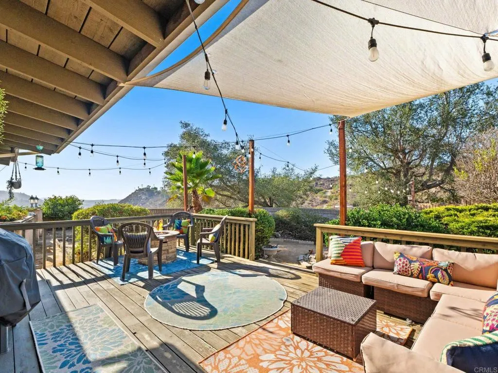 https://cdn.realtyfeed.com/cdn/127/307089311/467d4a05710d75f606d9390d213e9b77.webp