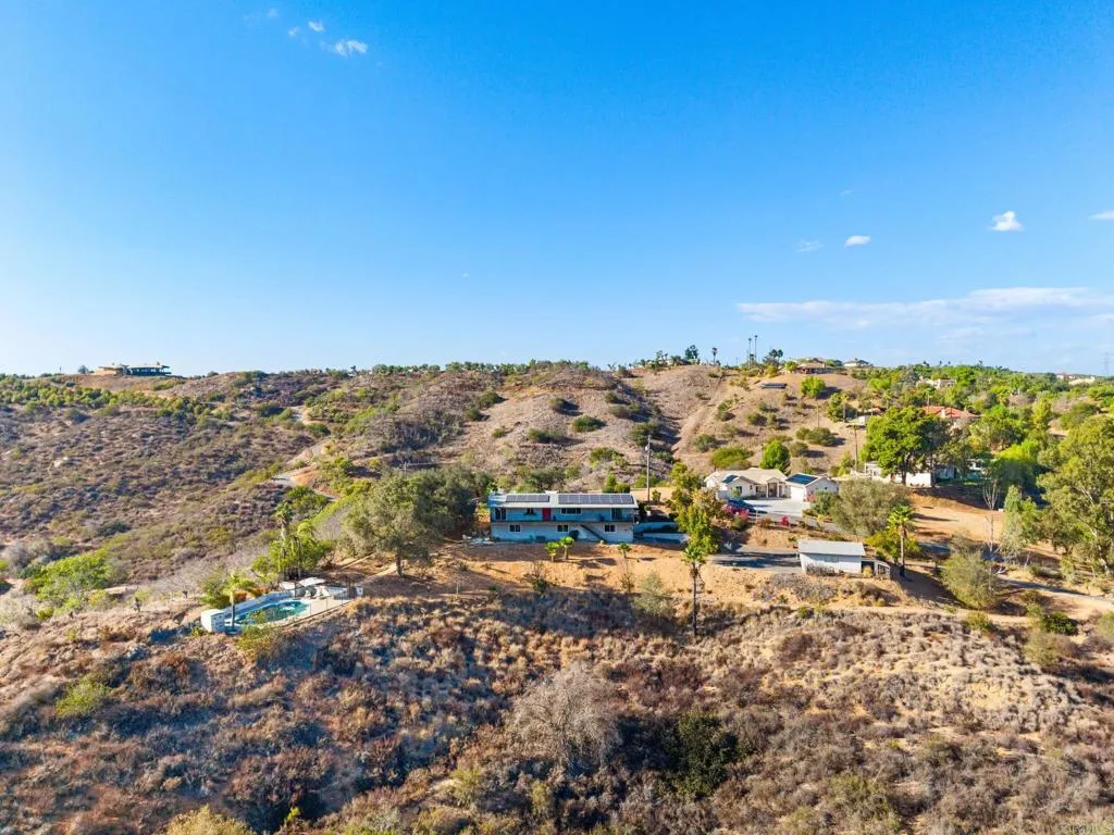 https://cdn.realtyfeed.com/cdn/127/307089311/8c2297304ead941a40cb146f792eb07a.webp