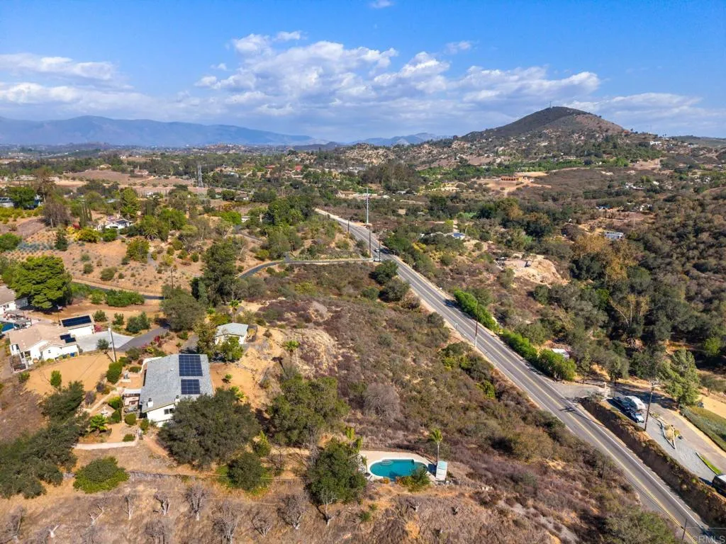 https://cdn.realtyfeed.com/cdn/127/307089311/9a60ccbf788fa9c08535dfb0a153d3f3.webp