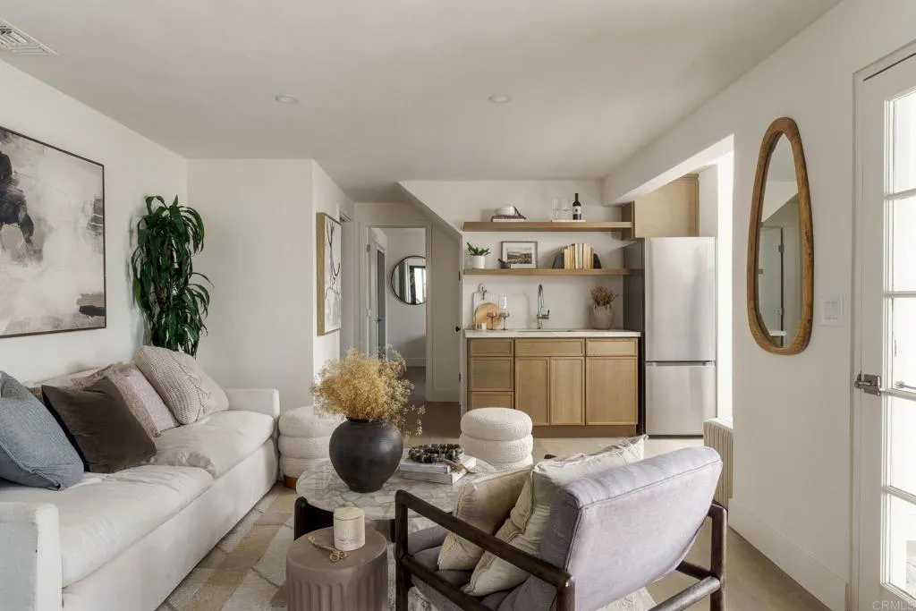 https://cdn.realtyfeed.com/cdn/127/307089374/3d50dbf5de2bce020f51227dc11a915b.webp