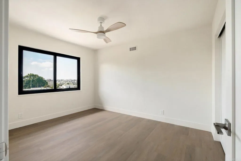 https://cdn.realtyfeed.com/cdn/127/307089374/60380262225f138af64b4a97366f4533.webp