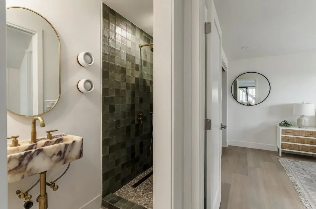 https://cdn.realtyfeed.com/cdn/127/307089374/f74f1bc5bf93fb432b0b7a9ea8019f7c.webp
