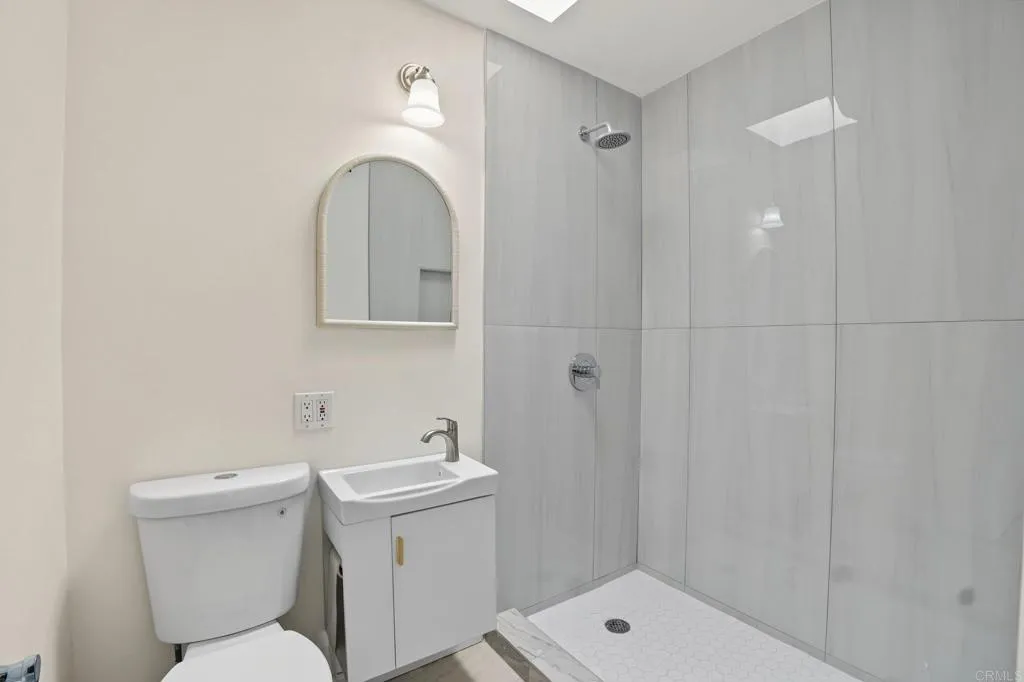 https://cdn.realtyfeed.com/cdn/127/307089413/8d9ee63e98d1948a7161f7dee89d06e6.webp