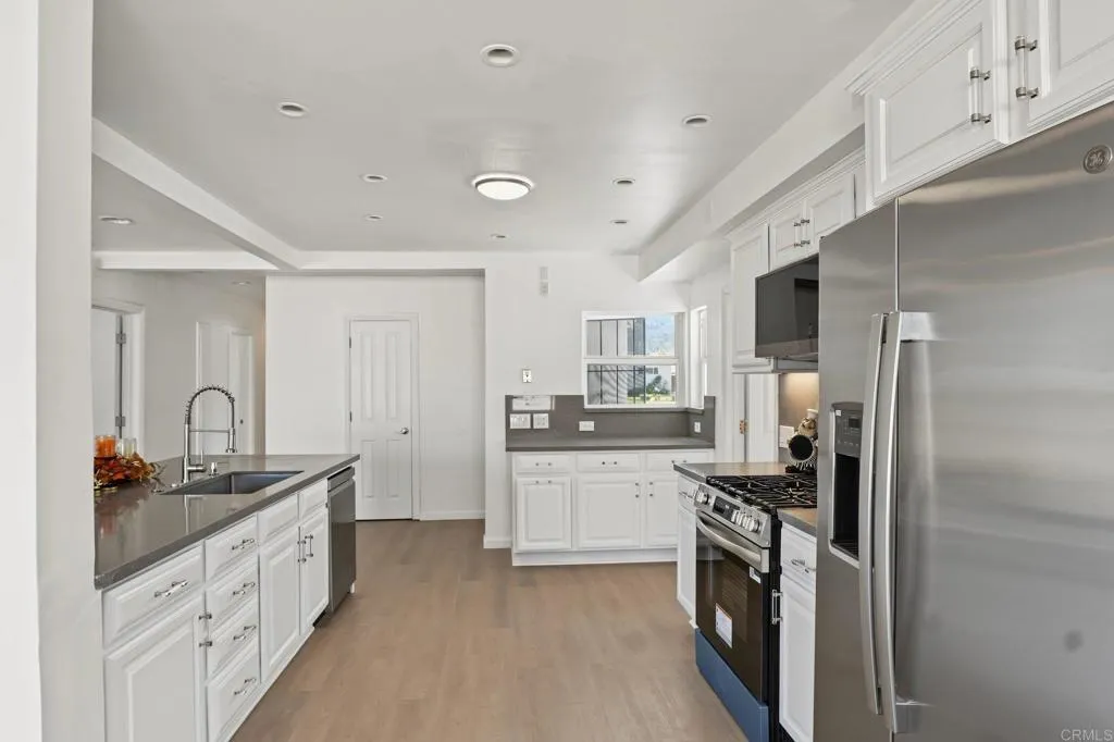 https://cdn.realtyfeed.com/cdn/127/307089413/d98b222ecad160ac5ae029a2cef64097.webp