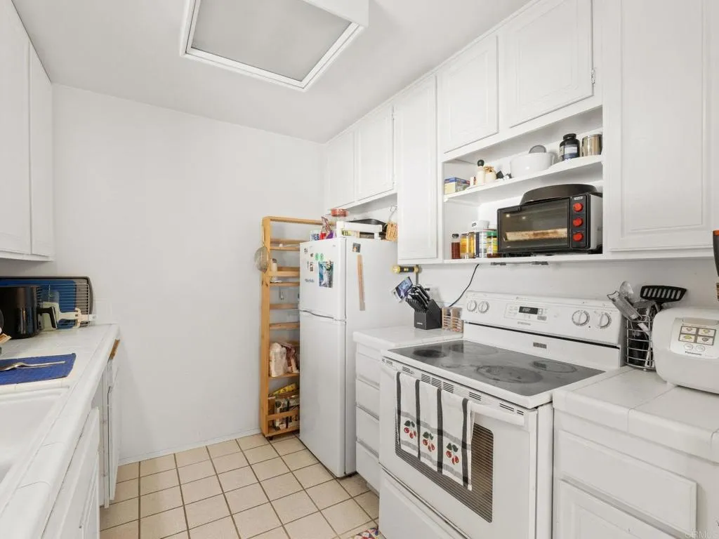 https://cdn.realtyfeed.com/cdn/127/307089428/421c49da5dc48b575c34d7bd387d1bcd.webp