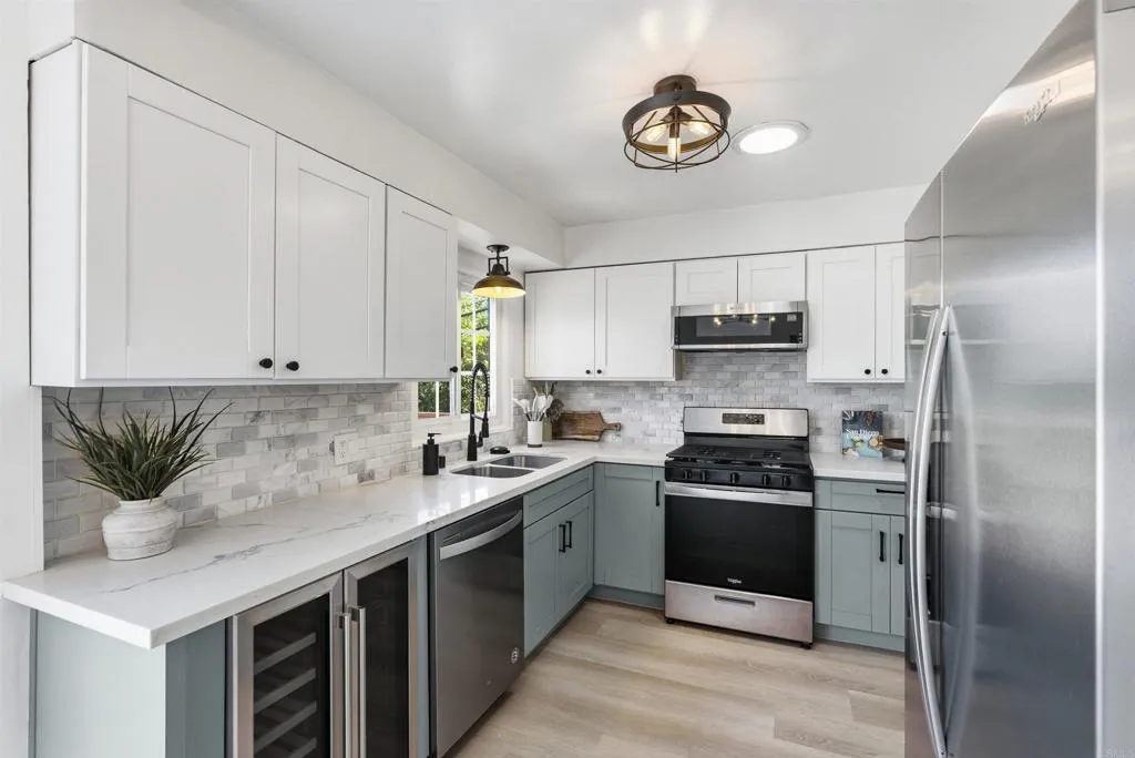 https://cdn.realtyfeed.com/cdn/127/307089461/d453cafd55a3f0464920be688bafd9c2.webp