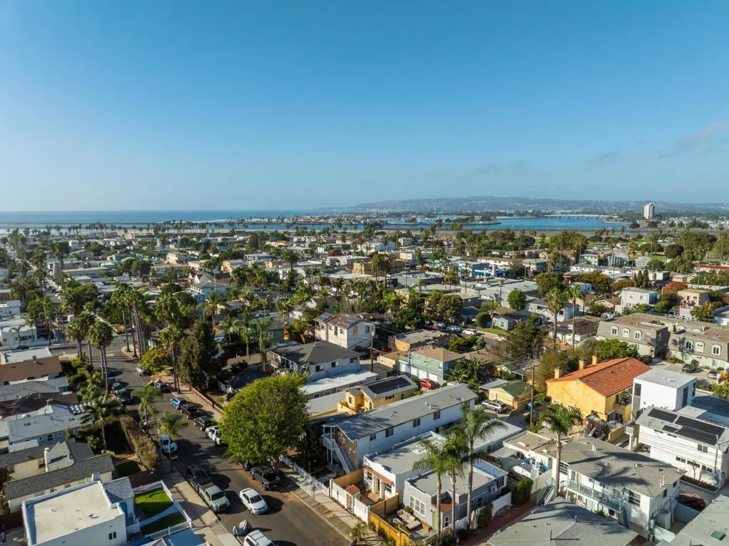 https://cdn.realtyfeed.com/cdn/127/307089467/22048a77a4ca298287ae7f78622a2173.webp