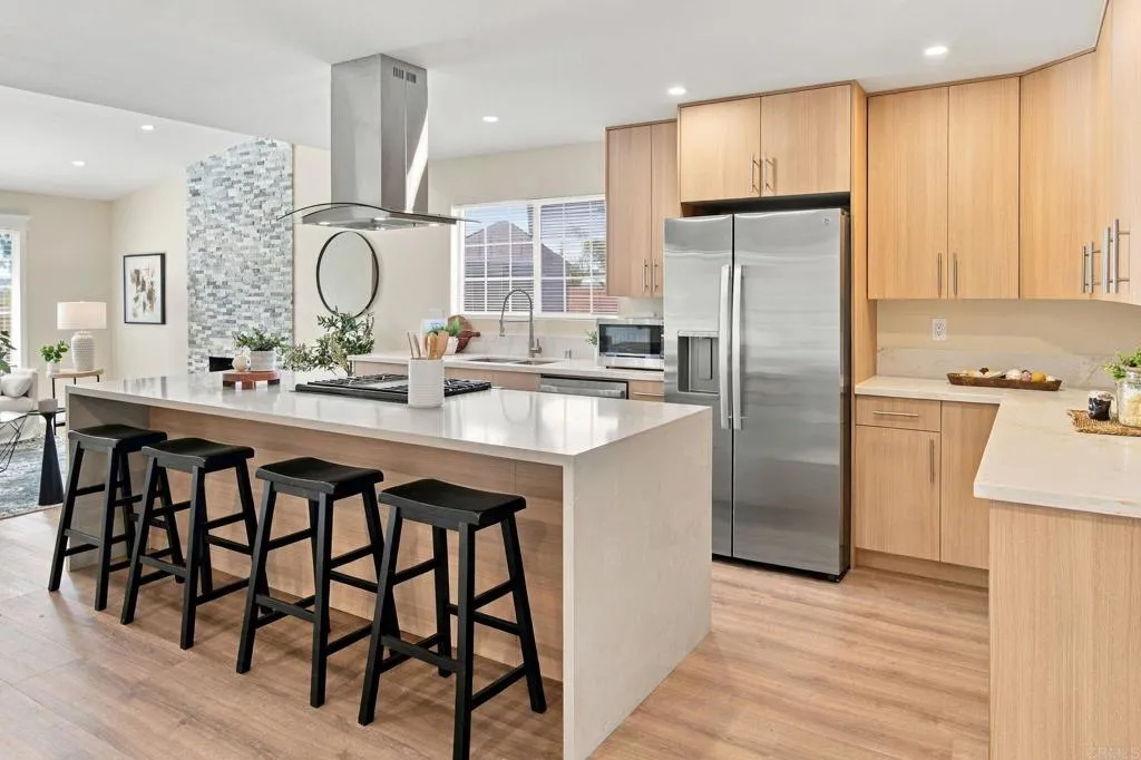 https://cdn.realtyfeed.com/cdn/127/307089474/1c1e03f89462b09b051cbfeca71aa9cb.webp