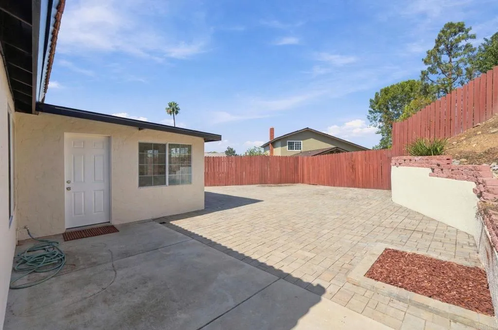 https://cdn.realtyfeed.com/cdn/127/307089474/4e44a68f34be61b625a4ca15234126eb.webp