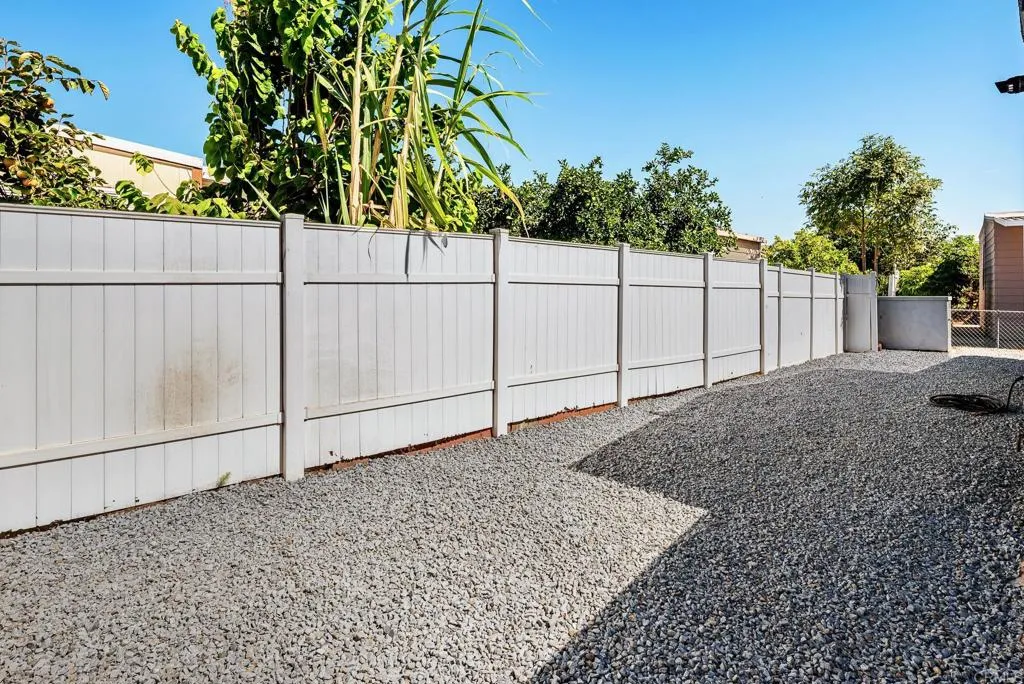 https://cdn.realtyfeed.com/cdn/127/307089524/51dc5d32911f9c280b7801c25e3da7d1.webp