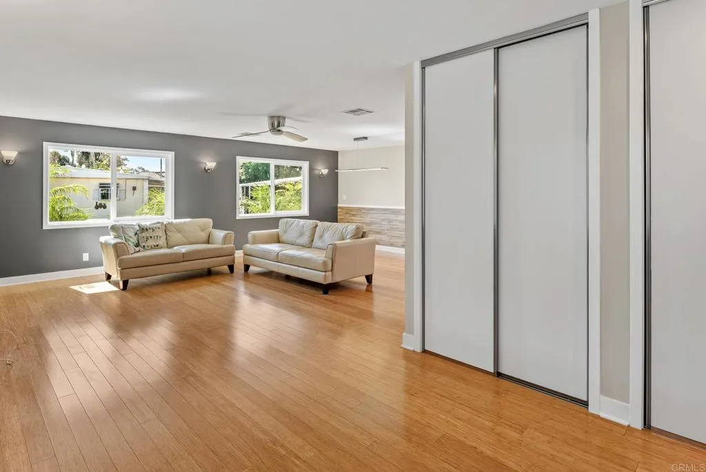 https://cdn.realtyfeed.com/cdn/127/307089524/63f435b65ddde9acf22ea6e83d1c59f0.webp