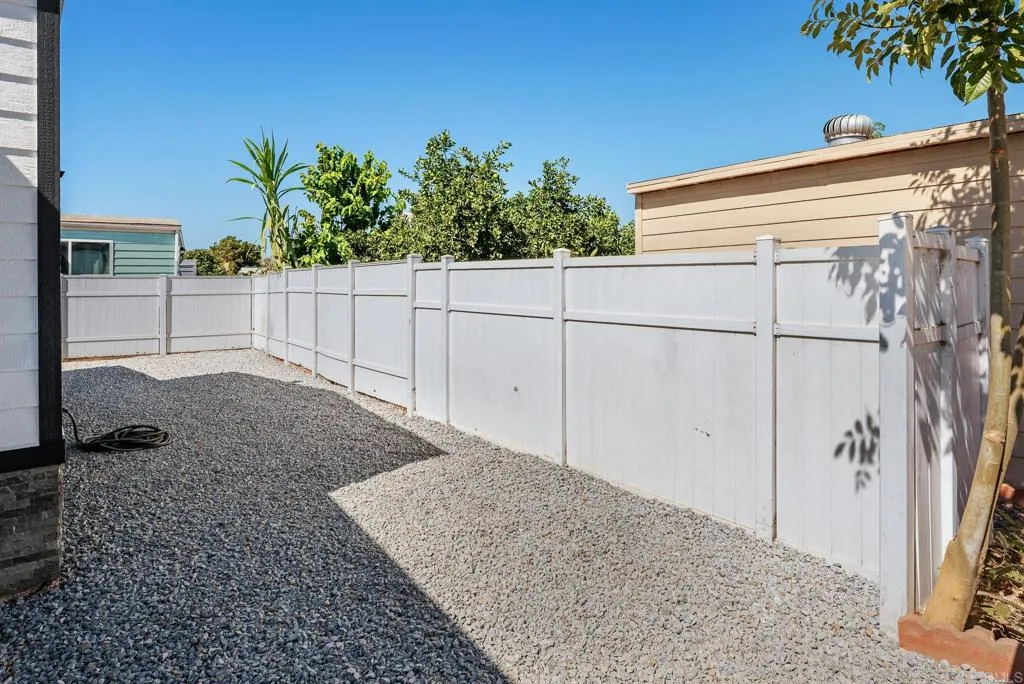 https://cdn.realtyfeed.com/cdn/127/307089524/724c1325141ebfa1b4ecfc6dd414ab7f.webp
