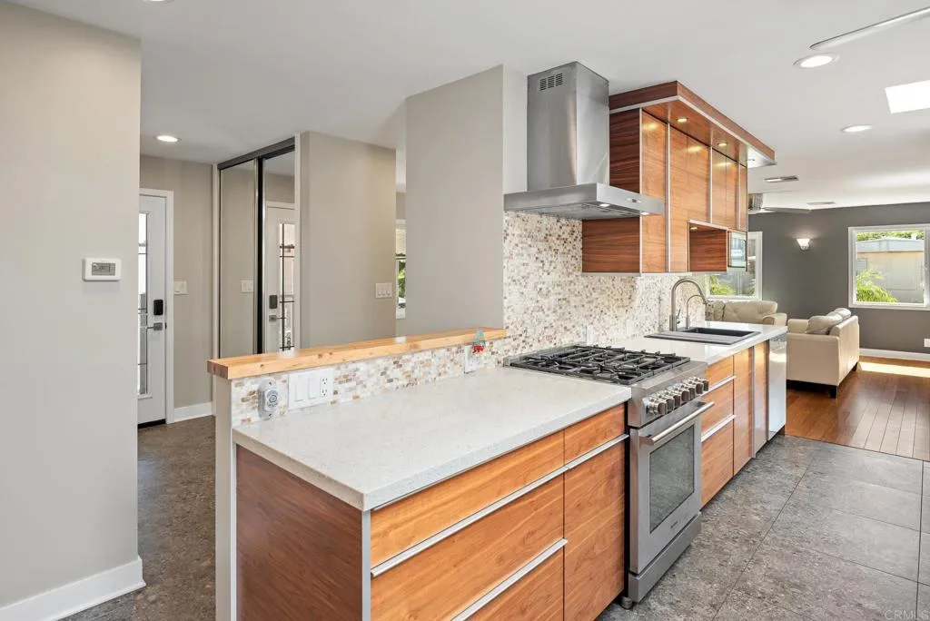 https://cdn.realtyfeed.com/cdn/127/307089524/813c845e5bb8fa708b6b1fd81608c2f2.webp
