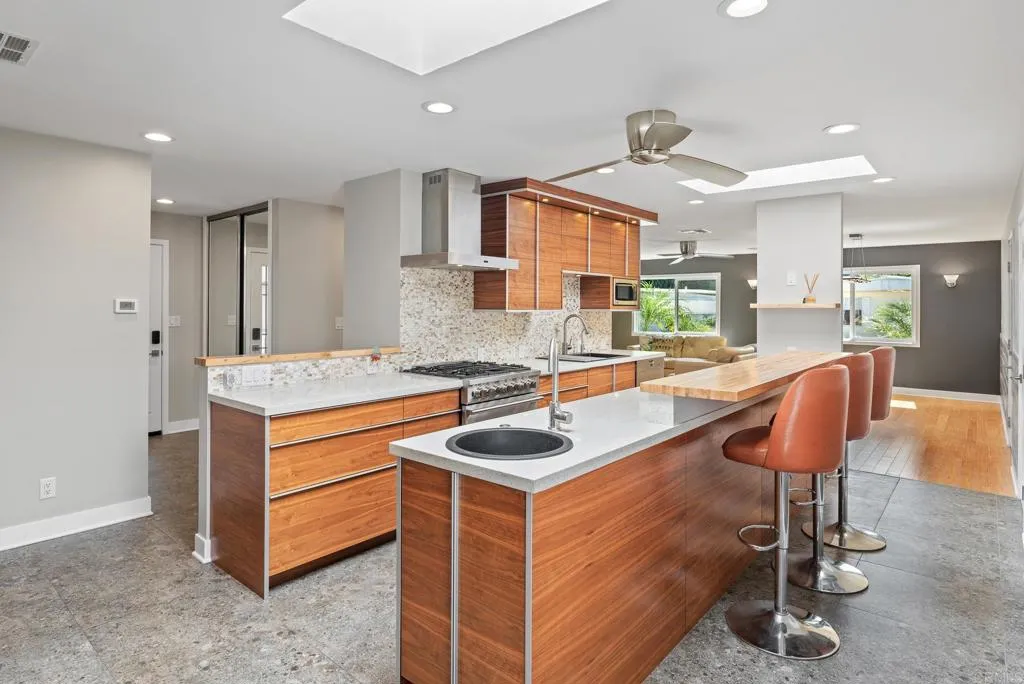 https://cdn.realtyfeed.com/cdn/127/307089524/ae892082993d86d6bc547cd3c99a3a96.webp