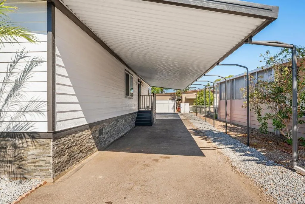 https://cdn.realtyfeed.com/cdn/127/307089524/c9d24497d395860016287e575b2c4f54.webp