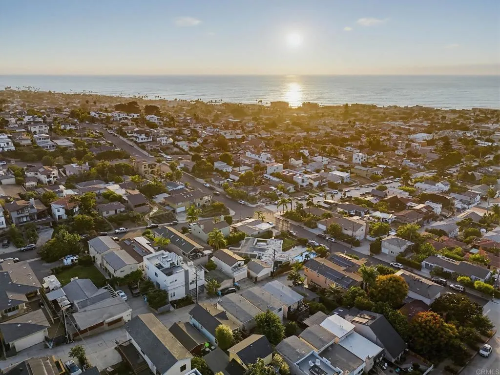 https://cdn.realtyfeed.com/cdn/127/307089536/967e4187315390e2adcf5e8b17eb240b.webp