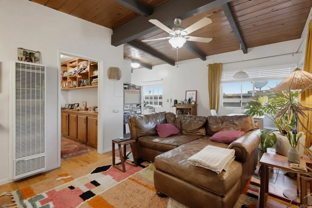 https://cdn.realtyfeed.com/cdn/127/307089536/b2986b872d54eaab540cd0fd5774af82.webp