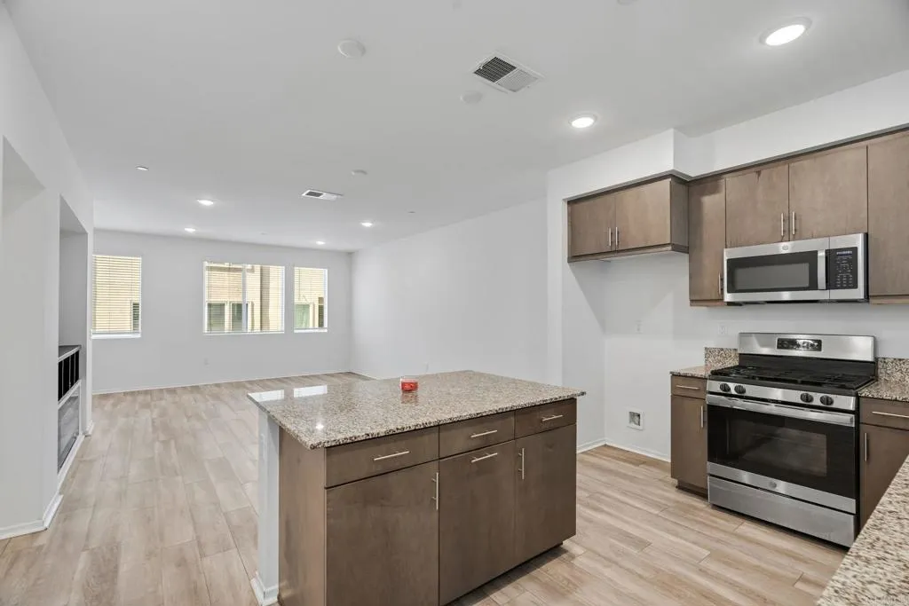 https://cdn.realtyfeed.com/cdn/127/307089537/ecfa0c6fe7c608f9e120ab08d6fe1456.webp