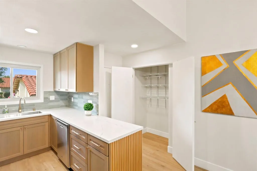 https://cdn.realtyfeed.com/cdn/127/307089543/265dcbb60cb03ebe82c67fdeb8924b7f.webp