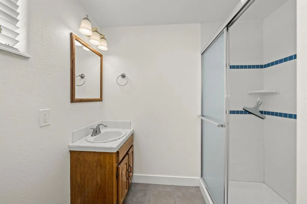 https://cdn.realtyfeed.com/cdn/127/307089581/0538cdfdc8168b0bbbf87d25a6db9a75.webp