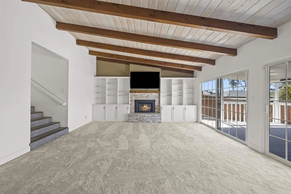 https://cdn.realtyfeed.com/cdn/127/307089581/2d2074214c471d7fc816dfd86356b2ed.webp