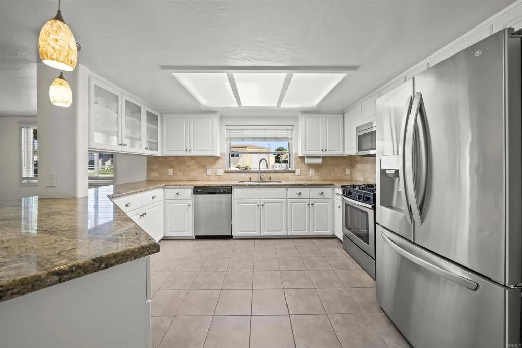 https://cdn.realtyfeed.com/cdn/127/307089581/640aea53eed8fcf8a11ed363329e628d.webp
