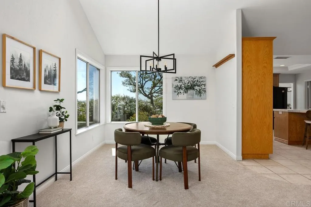 https://cdn.realtyfeed.com/cdn/127/307089626/a0fe8ad5930f487618f0c62445defd31.webp