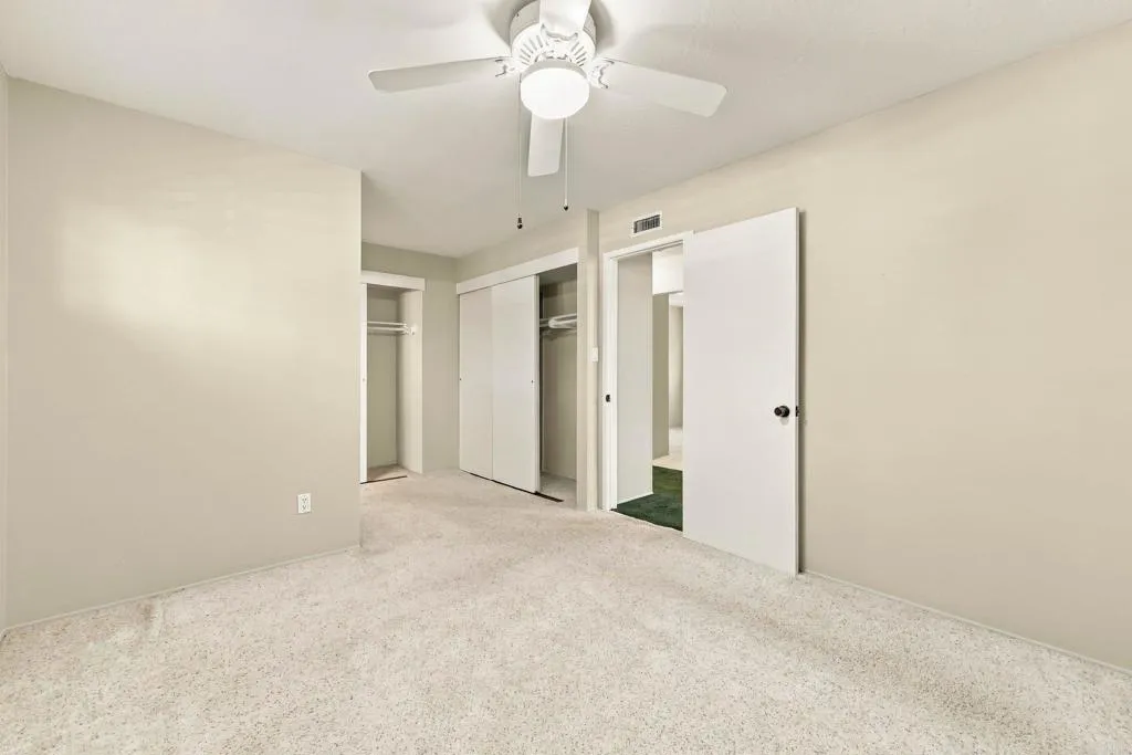 https://cdn.realtyfeed.com/cdn/127/307089629/4b2ce82d0e71b47bae44c8aae8ee1183.webp