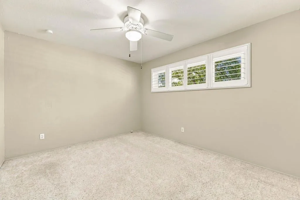https://cdn.realtyfeed.com/cdn/127/307089629/812d272ce507f5434cf4106e91ac44fc.webp