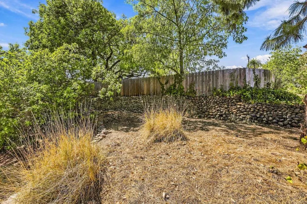 https://cdn.realtyfeed.com/cdn/127/307089629/fae99f3ac1455a39854321b21689b3dd.webp