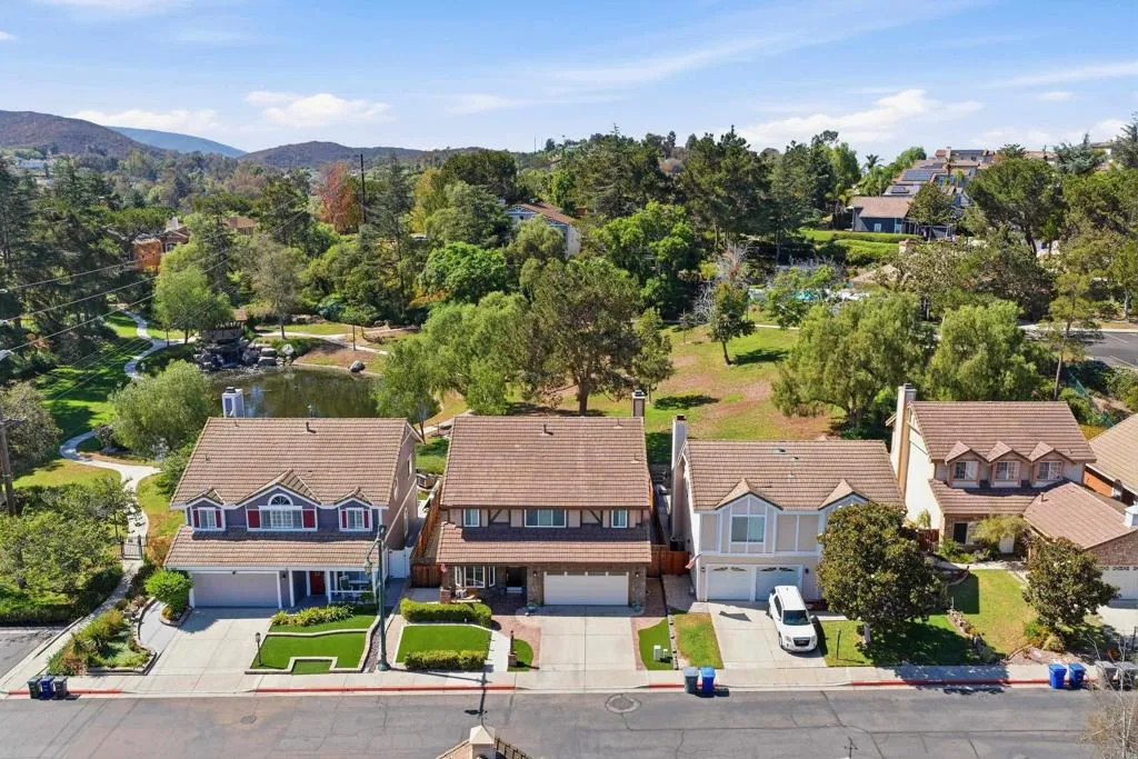 https://cdn.realtyfeed.com/cdn/127/307089644/45a4410d1e224cdfbb6a0dde44496f04.webp