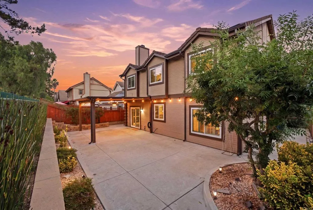 https://cdn.realtyfeed.com/cdn/127/307089644/8519a5061203d7fca8c609bf407b0cce.webp