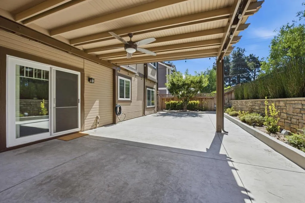 https://cdn.realtyfeed.com/cdn/127/307089644/89af976827081d91ffd330cb3eb65acb.webp