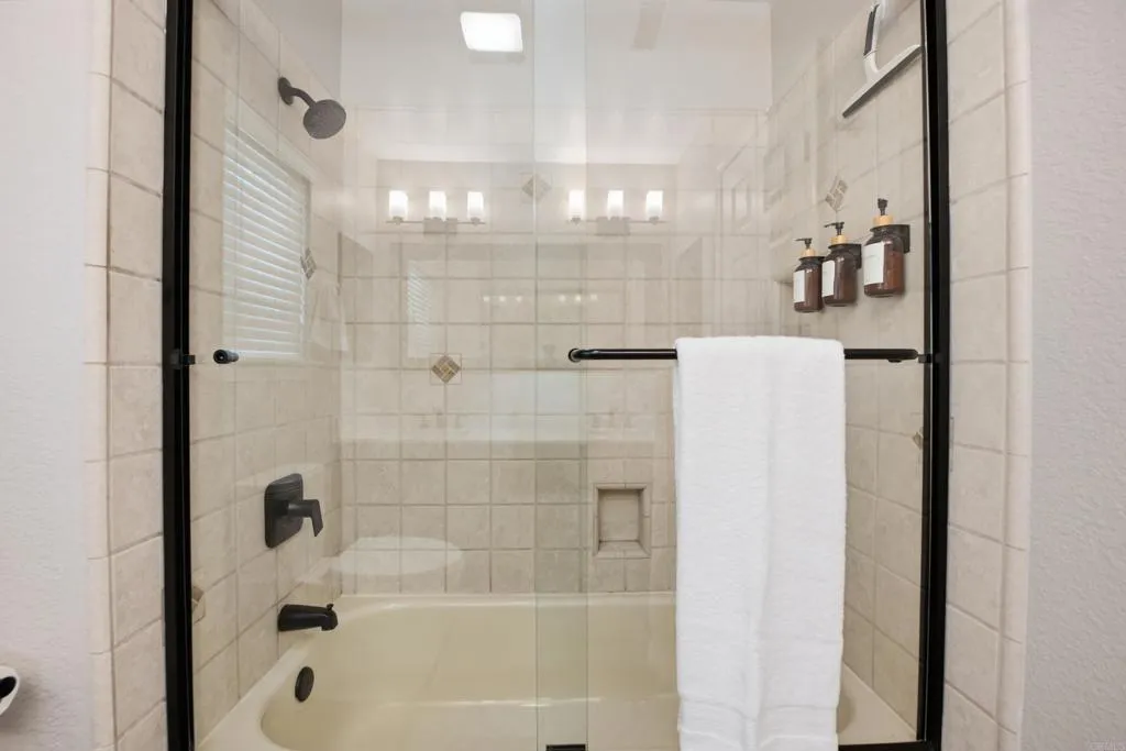 https://cdn.realtyfeed.com/cdn/127/307089644/b02b3a1be307b2c4a26a899fc17df9ab.webp